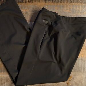 The North Face Women's Black Straight Leg Pants